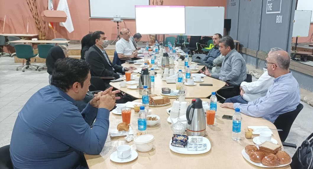 اولین جلسه هماندیشی مدیران عامل شرکتهای تابعه هلدینگ سرآمد در سال جدید برگزار شد اولین جلسه هماندیشی مدیران عامل شرکتهای تابعه هلدینگ سرآمد در سال جدید برگزار شد