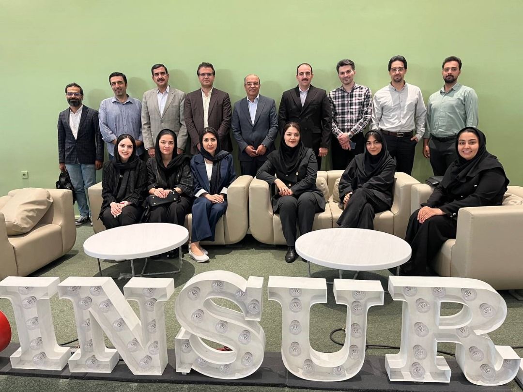 اختتامیهی دورهی هوش مصنوعی ویژه مدیران و رؤسای هلدینگ سرآمد و شرکتهای تابعه برگزار شد اختتامیهی دورهی هوش مصنوعی ویژه مدیران و رؤسای هلدینگ سرآمد و شرکتهای تابعه برگزار شد