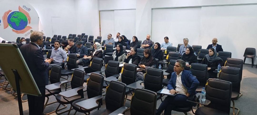 دوره قوانین بیمه تامین اجتماعی ویژه مدیران و کارکنان مالی و منابع انسانی هلدینگ سرآمد برگزار گردید دوره قوانین بیمه تامین اجتماعی ویژه مدیران و کارکنان مالی و منابع انسانی هلدینگ سرآمد برگزار گردید